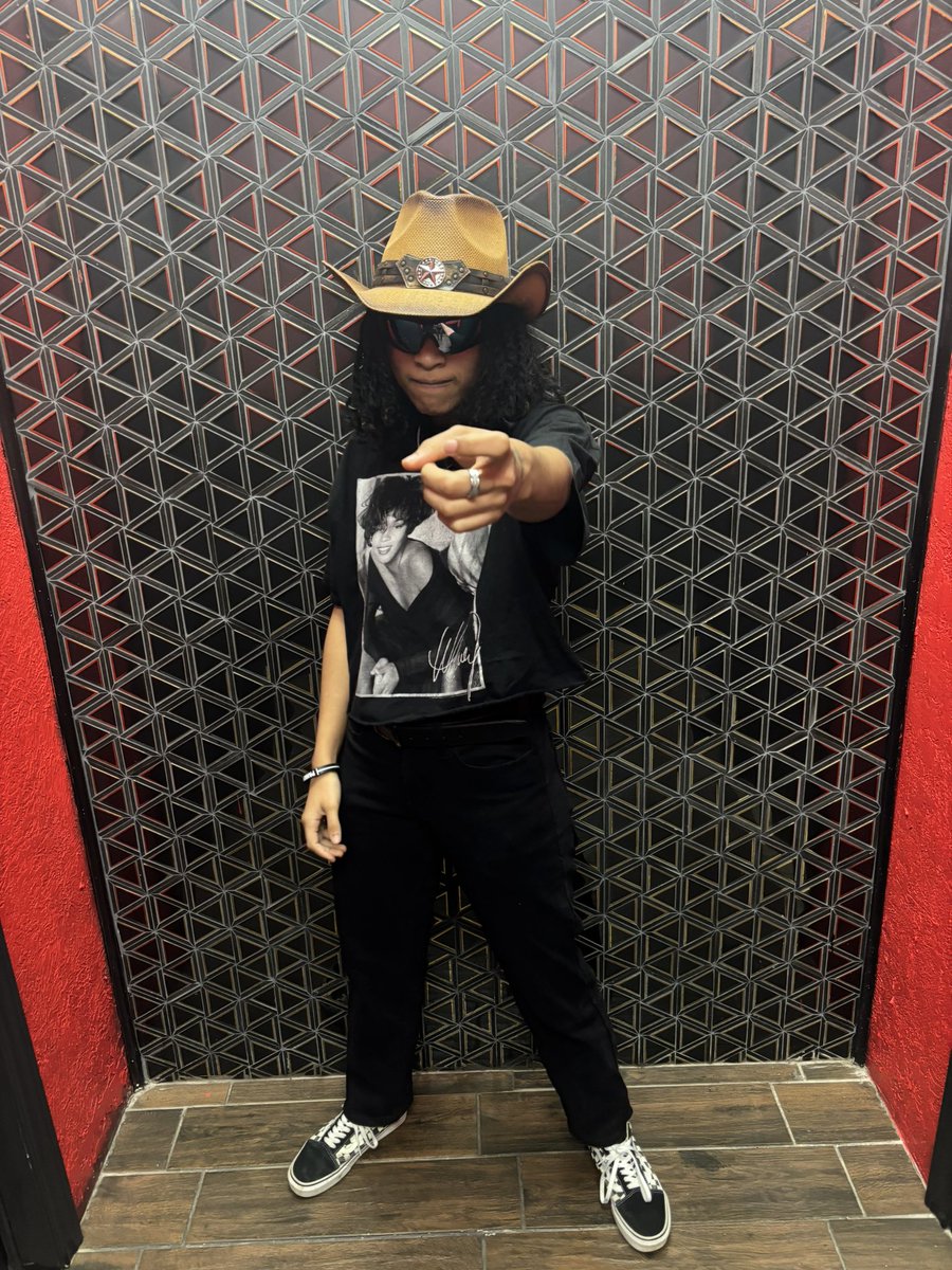 nessa2hot's tweet photo. Still breakin boyz off🤘🏽 https://t.co/3bSdZLMiXE