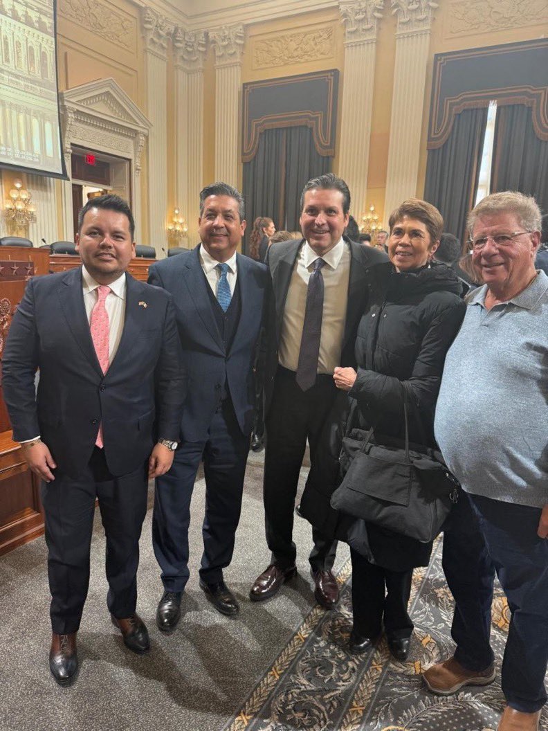 Por favor etiqueten a <a href="/bartije/">Bárbara Tijerina</a> y que nos de su opinion de esta imagen de <a href="/carlosalazraki/">Carlos Alazraki</a>.