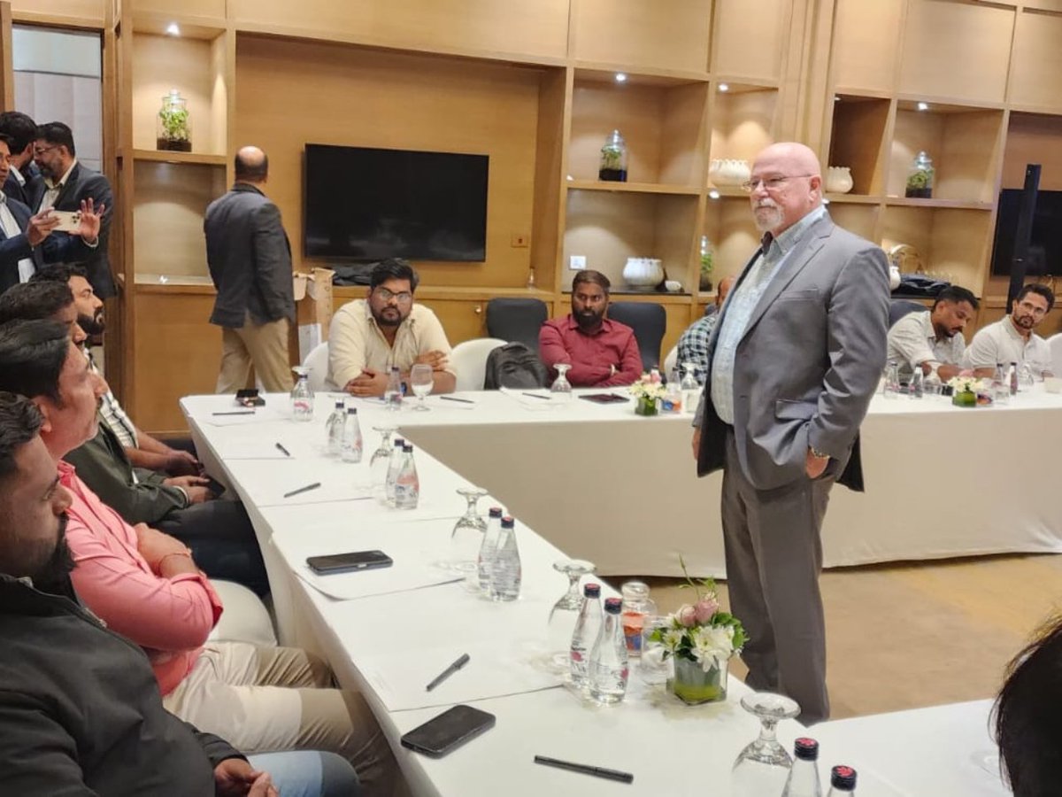 Quadrasystems.net tweet media