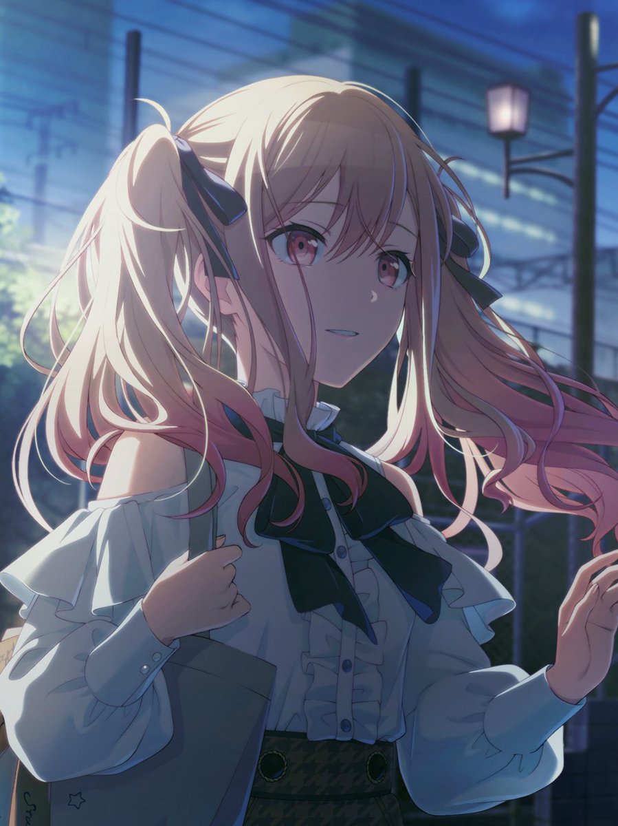 사키의 블라우스 사복이 좋아 ౨ৎ .+