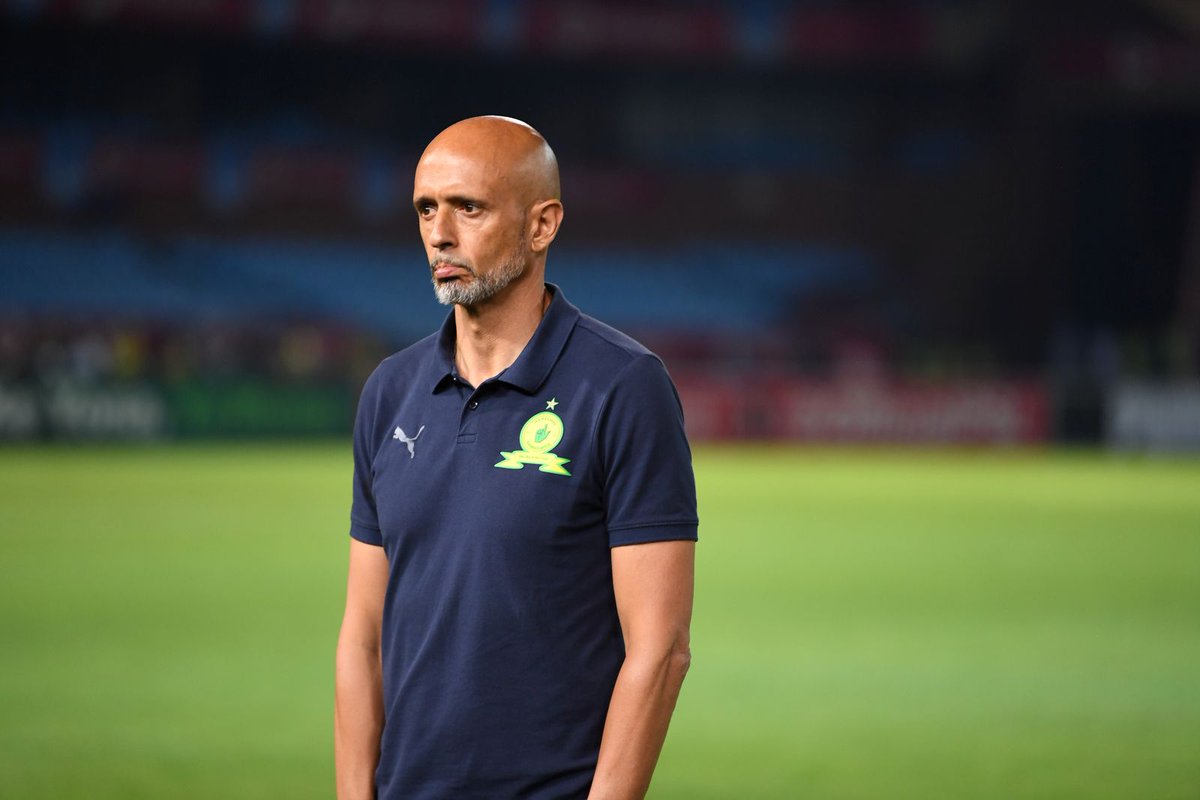 SABC_Sport's tweet image. 𝕃𝔸𝕋𝔼𝕊𝕋!!!

Mamelodi Sundowns have suspended performance analyst Mario Masha amid allegations that he leaked tactical information to former coach Rulani Mokwena ahead of Saturday’s decisive CAF Champions League clash.

✍️ SABC Sport's @superjourno 

sabcsport.com/soccer/news/an…