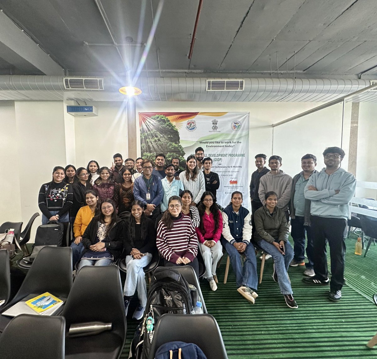 Ecoconnect_512's tweet photo. Hi everyone 
We’re Ecoconnect - a small team with big dreams of learning, growing, and building something meaningful together 🌱
Here, we’ll share our journey, our work, and our everyday moments 
Glad to have you with us 
#Ecoconnect #GrowingTogether
#EcoconnectTeam #GreenTeam https://t.co/jeGZwzLOUs