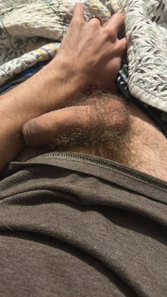 🍆🥵 tweet media