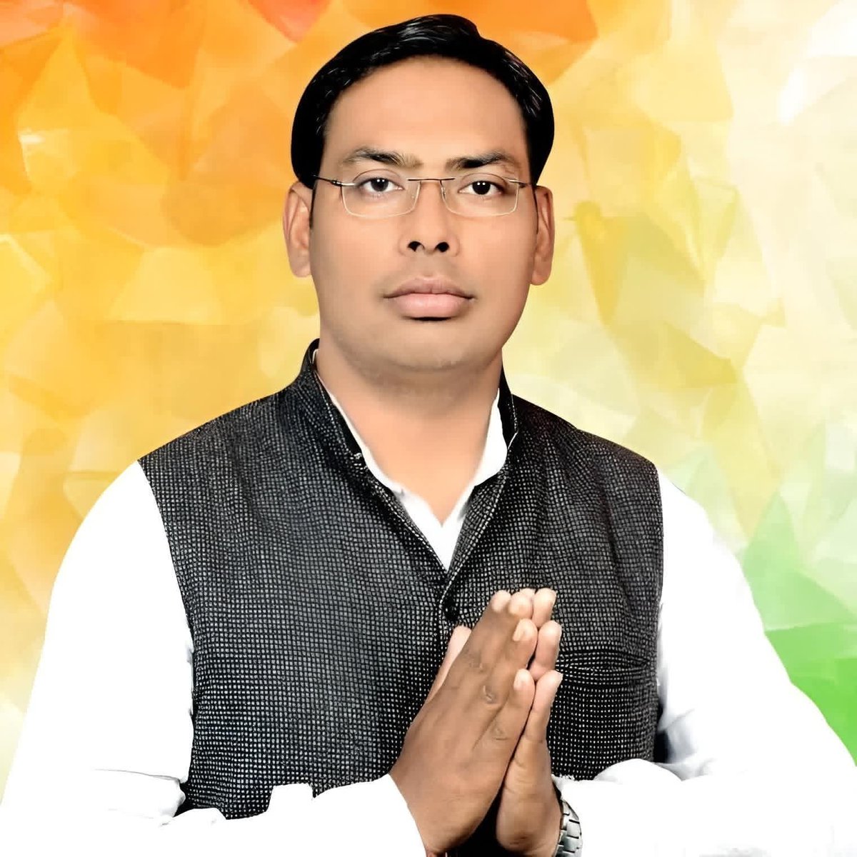 DrKirodilalBJP's tweet photo. सपोटरा विधानसभा से भाजपा विधायक श्री हंसराज मीणा जी को जन्मदिन की हार्दिक बधाई एवं शुभकामनाएं। 

ईश्वर आपको उत्तम स्वास्थ्य एवं दीर्घायु जीवन प्रदान करें।

@ErHansrajMeena https://t.co/udJS4Sr6hO
