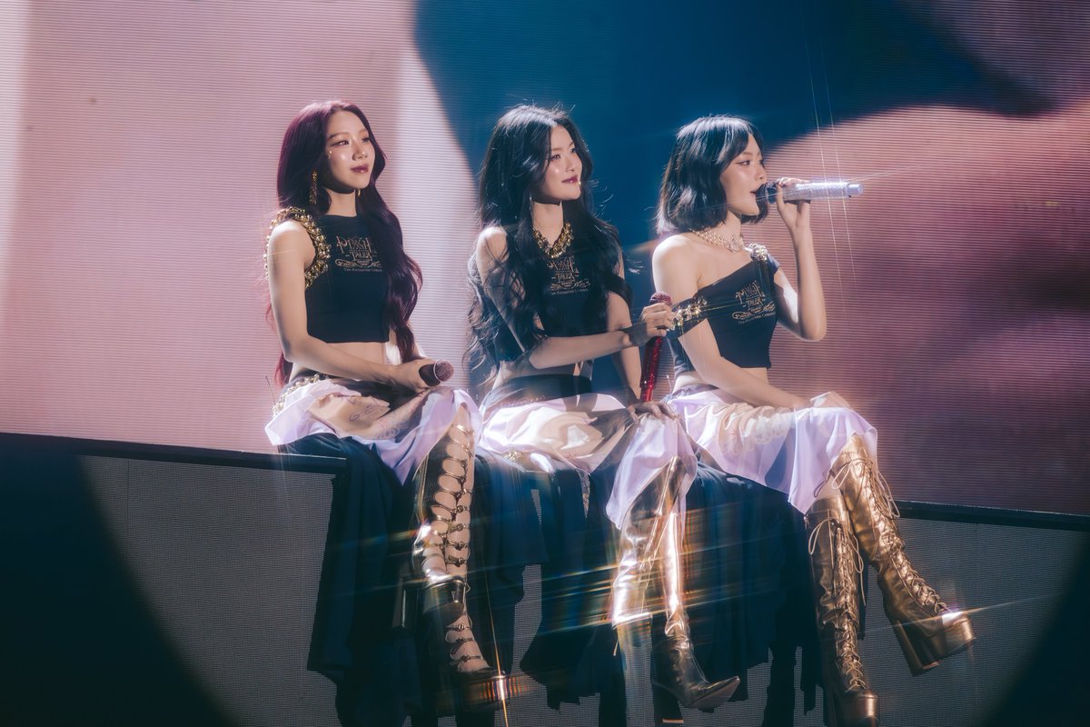 PIXXIEofficial_'s tweet photo. #PiXXiE
#PiXXiE_2ndConcert
#PiXXiETalesConcert https://t.co/RlGNMhn0Dn