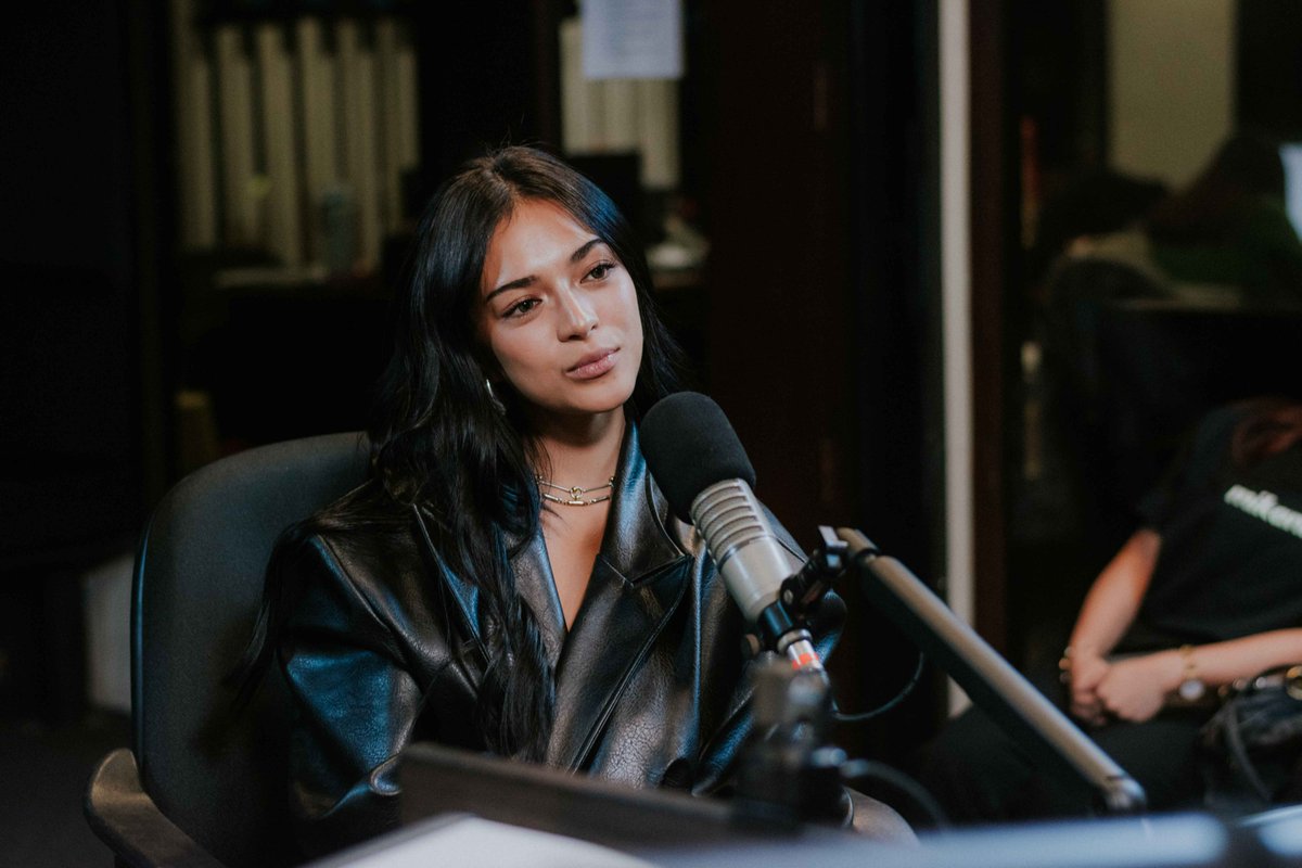 RX931's tweet photo. Heard you’re looking for a risky endeavor 🤔Say less! She’s bringing it on 🔥

Mika Salamanca sat on #AllOut to share all things recent — launching a new single, ‘Kasalanan’ 👁️ first heard on the airwaves! 

Watch her interview on the #RX931 livestream channels 📺 #IAmAMonster https://t.co/IT3oha2hjQ