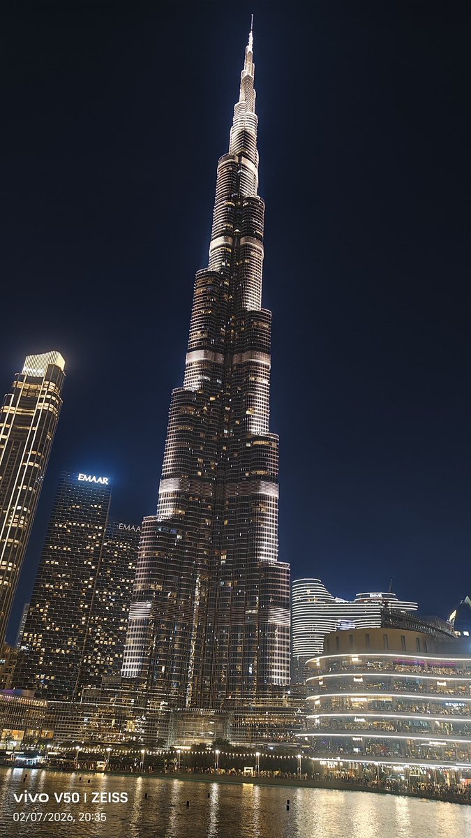 plantmomB's tweet image. He thinks I’m showing him the world, not knowing that every place, every moment, every feeling is new to me too . we’re discovering it together 🤍