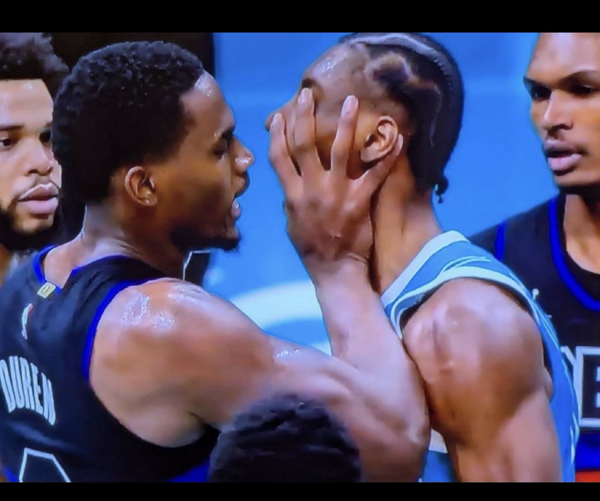 If Knicks Vs Pistons was a meme!!!! ⁦<a href="/GrayRizzy/">GRAY | #WEOUTCHEA 💯</a>⁩ ⁦<a href="/richdollaz/">Rich Dollaz</a>⁩ ⁦<a href="/Torae/">Torae</a>⁩ ⁦<a href="/djcommish/">DJ Commish</a>⁩ ⁦<a href="/AllBall_TV/">ALLBALL TV</a>⁩