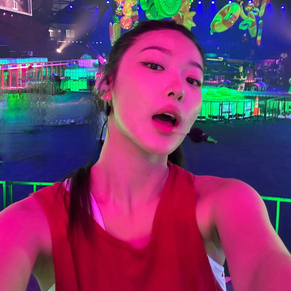 shellcherrypill's tweet image. close enough welcome back troy bolton