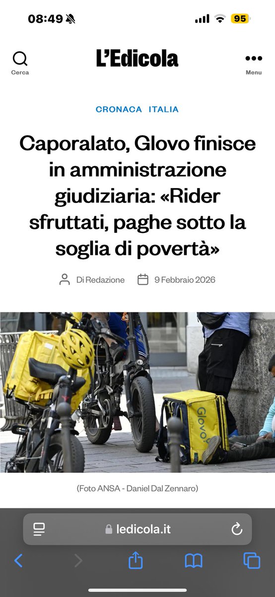 LeonardoPanetta's tweet photo. L’immigrazione incontrollata crea manodopera per servizi come quelli dei riders del cibo. Stranieri irregolari che lavorano non stop per portare da mangiare al radical chic in ztl che parla di diritti degli immigrati e fa la lotta a distanza contro l’Ice ma sospende l’impegno quando attende l’hamburger di black Angus a casa sua.