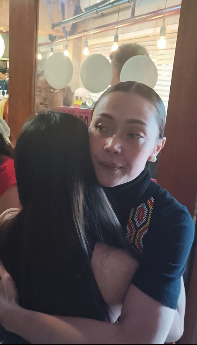 yakap na kailangan ko🫂salamat sa pagyakap ate <a href="/JodiStaMaria/">Jodi Sta.Maria</a>  an endless thankyou for saving me countless times