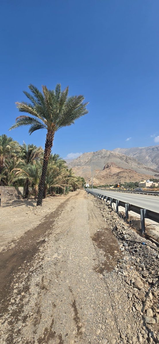 yaroob94's tweet photo. كل الشكر والتقدير لدائرة بلدية دماء والطائيين على مبادرتهم المميزة في تهيئة المواقف التي تخدم ممشى بيت الجواسي بقرية إِحدى 
الممشى أُنشئ بجهود أهلية خالصة، وبدعم من دائرة البلدية وأصبح اليوم متنفسًا صحيًا ومعلمًا سياحيًا يخدم الأهالي والزوار… جهود تُشكر ،  ودعم يُقدّر https://t.co/NGXGo5RCsQ