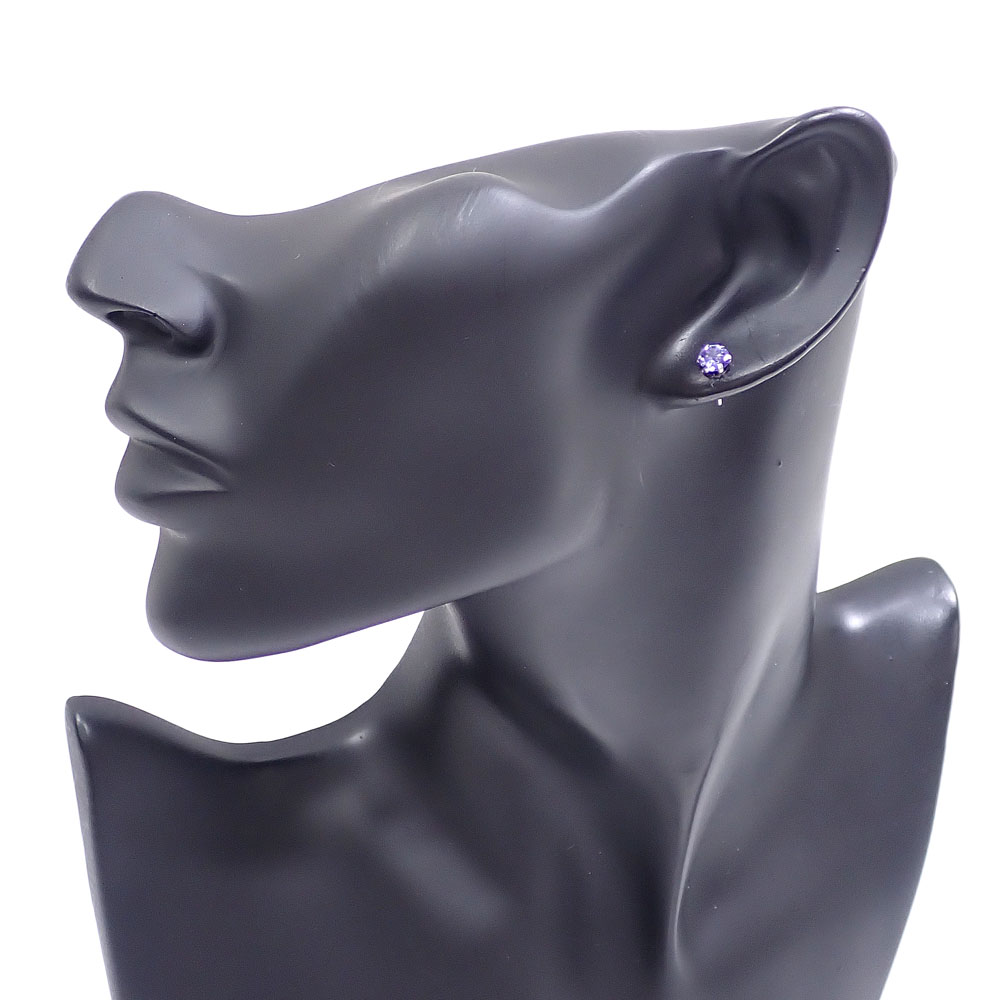 Pt900 タンザナイト ピアス 0.5g 販売中です✨ シンプルな一粒