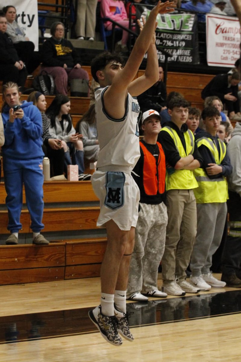 Seth Davis tweet media