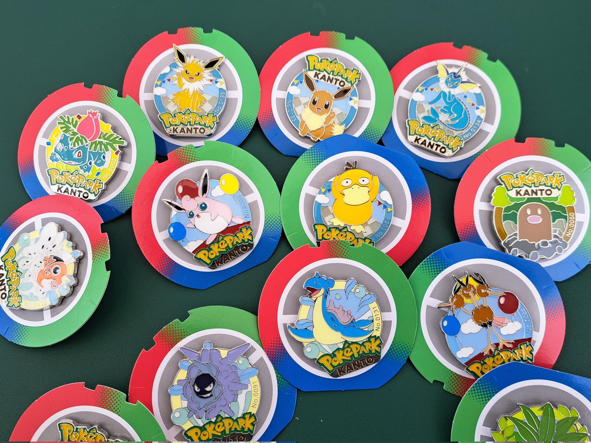 ポケパークカントー ブースター イーブイ　シャワーズピンズ ポケモン 限定 ポケパーク ピンズ イーブイ、シャワーズ、サンダース なんと自引き 神