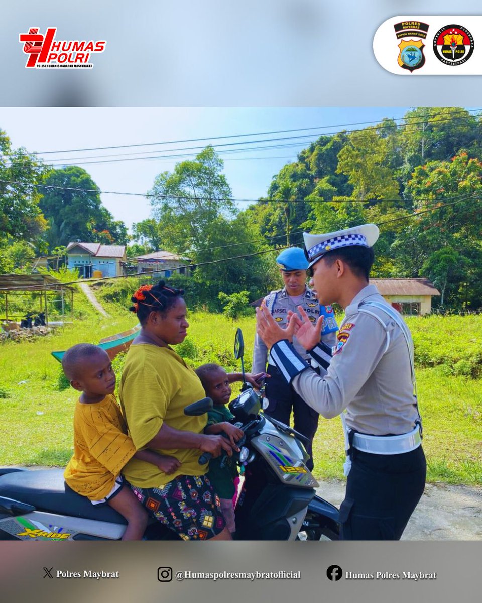 MaybratPolres's tweet photo. Edukasi upaya peningkatan kesadaran keselamatan berlalu lintas dan patuh terhadap aturan lalu lintas.

#PolresMaybrat
#PoldaPapuaBaratDaya
#HumasPolri
#SatLantas
#PolriPresisi https://t.co/Ss7bsmILtA