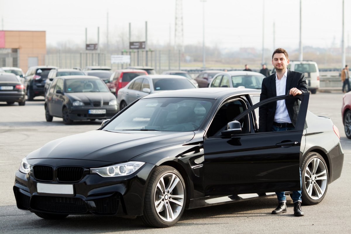 SurreyCars Guildford tweet media