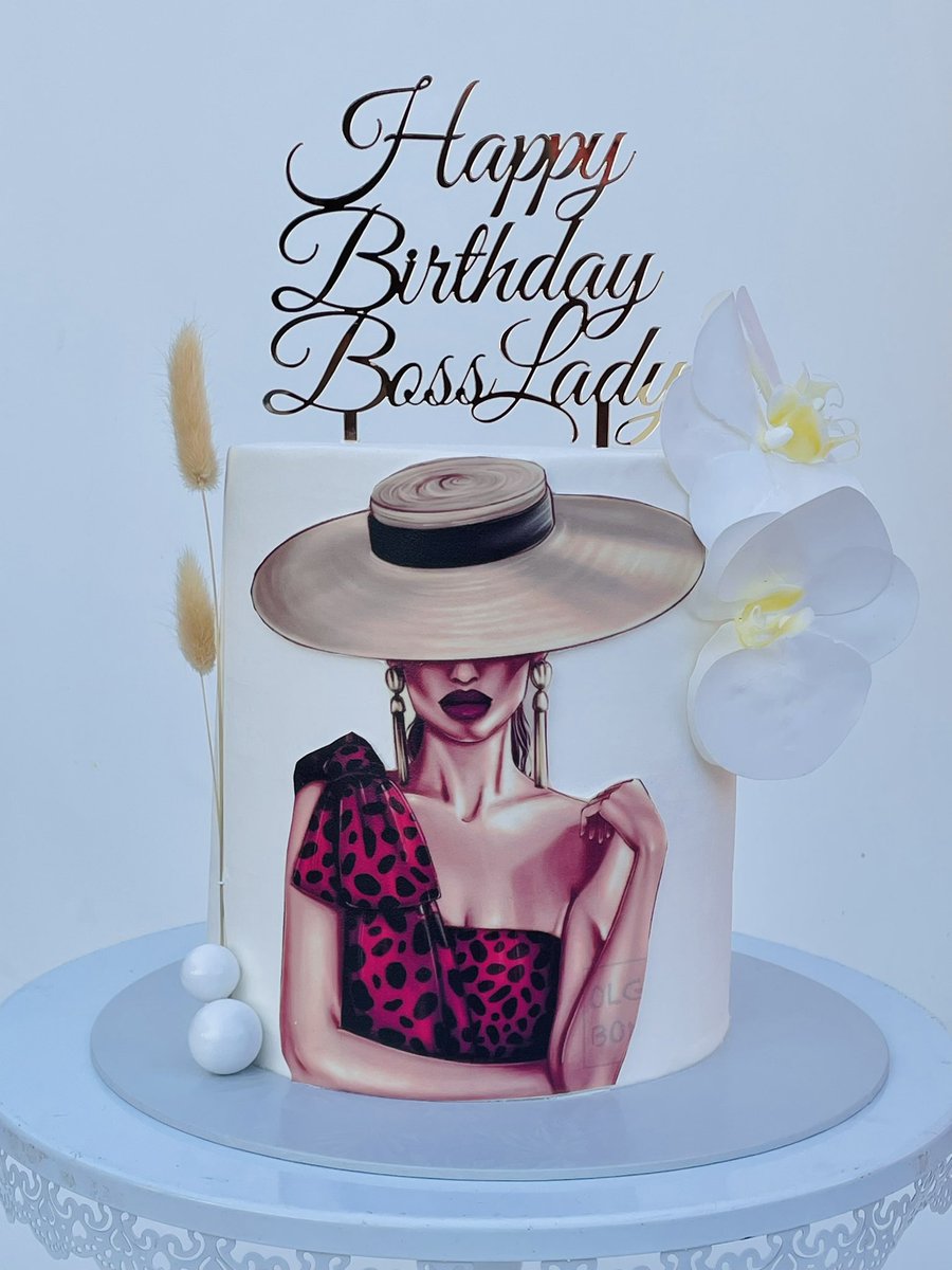 Boss lady energy 🤍