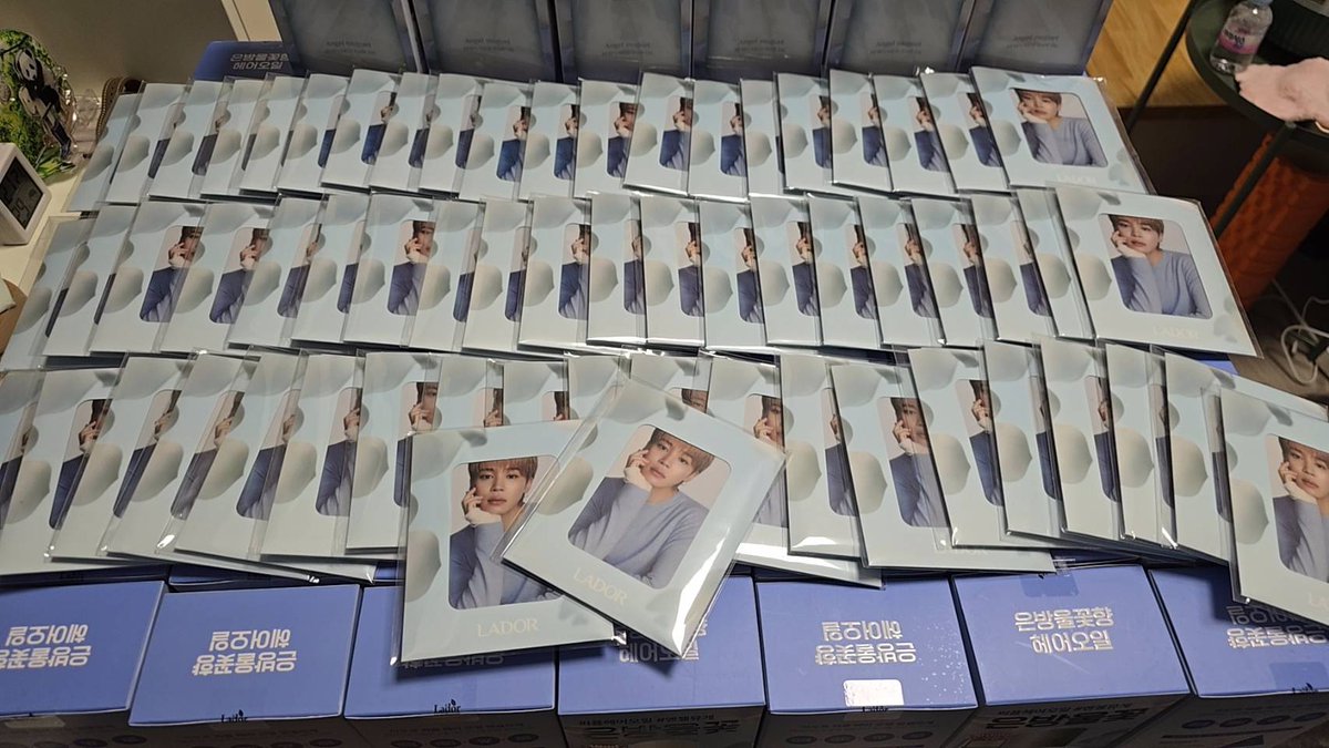 🆕️ #新開團  
LADOR髮油天使鈴蘭 第二團

💫購買送贈品活動中，數量有限快來登記

目前確定多買20套，超過也能繼續登記，因為OY會補貨📦

售價: 請參考圖片
✔️售價已包含代購費
✔️需二補國際+國內運費

官LINE登記訂購
🛒lin.ee/4NQ2OZ7
登記截止日期: 02.05 晚上6點