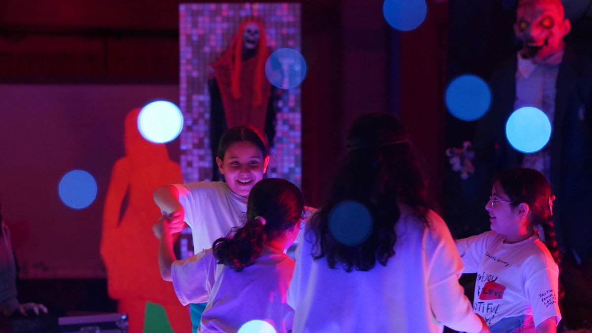 مدارس الظهران الأهلية tweet media