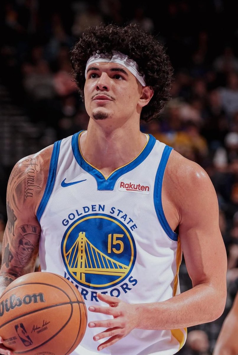 TheHoopCentral's tweet image. GUI SANTOS TONIGHT:

16 POINTS
8 REBOUNDS 
2 ASSISTS 
7/10 FGM
30 MINUTES 

&amp;amp; the game winner. 🔥