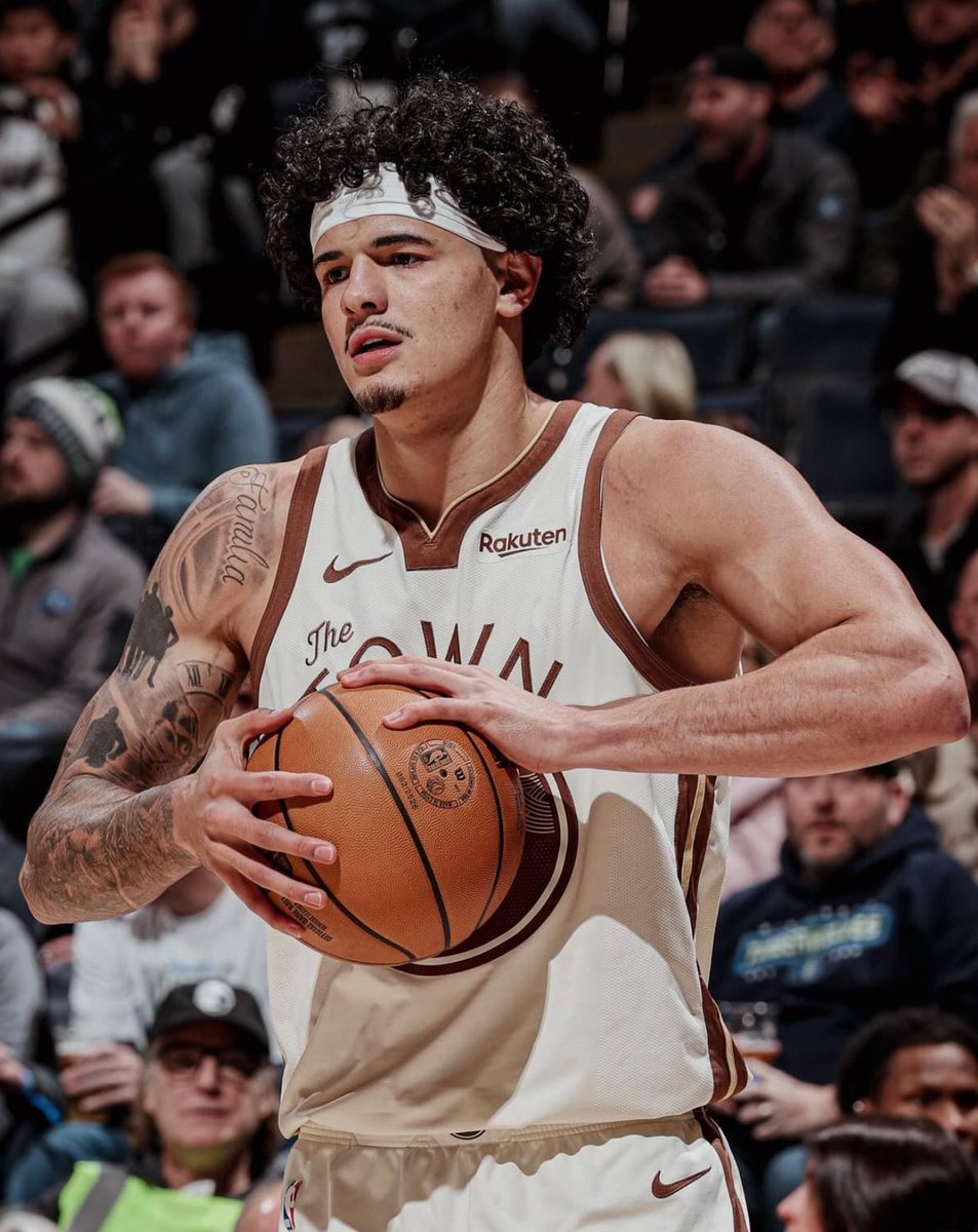 TheHoopCentral's tweet image. Gui Santos over the last 6 games:

15.7 PPG
4.3 RPG
3.3 APG
1.3 SPG
1.0 BPG
68.5% FG
50.0% 3P
27.6 MPG

Underrated. 🔥