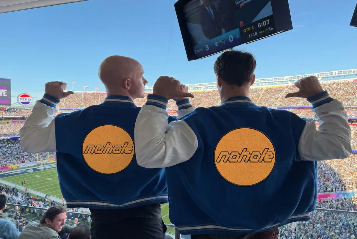 Rowan_Archer4's tweet photo. $NOHOLE leadership at the Super Bowl proving sealed systems work best in pairs. 
Zero holes in that partnership. https://t.co/qwRoTyuZU8