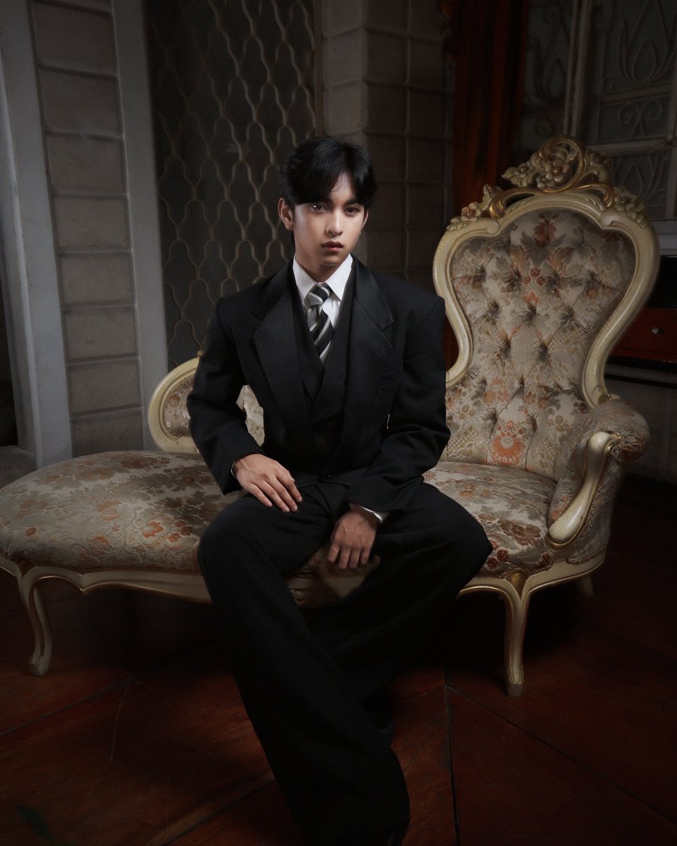 "𝑺𝒂𝒔𝒂𝒈𝒊𝒑𝒊𝒏 𝒎𝒐 𝒃𝒂 𝒂𝒌𝒐?"

HORI7ON 4th Single, 'LUNOD' Concept Photo
02.13.2026, 12AM (PHT) Release

#HORI7ON #호라이즌 #LUNOD
#MARCUS