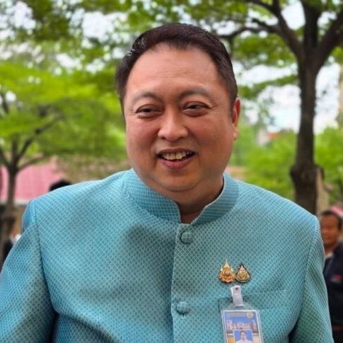 chanasafin's tweet image. 