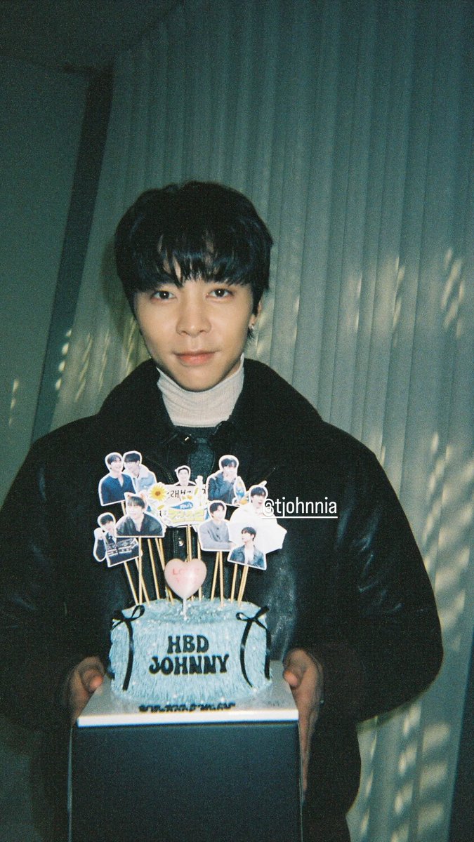 260210 Johnny instagram update

tiny.cc/johnnysuh 

#HAPPYJOHNNYDAY #생일은_기회다_쟈니생축 #ThirtyOneAndOnlyJohnnySuh #쟈니 #JOHNNY #ジャニー #NCT127 #NCT