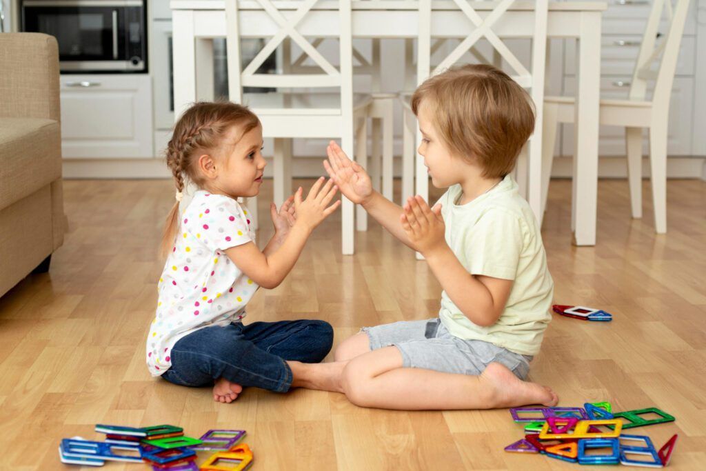 Audición y lenguaje en el aula de infantil (IV)
->buff.ly/HvC2I8d
Analizamos un artículo científico sobre discapacidad auditiva y teoría de la mente: barreras frecuentes, prevención e intervención temprana...