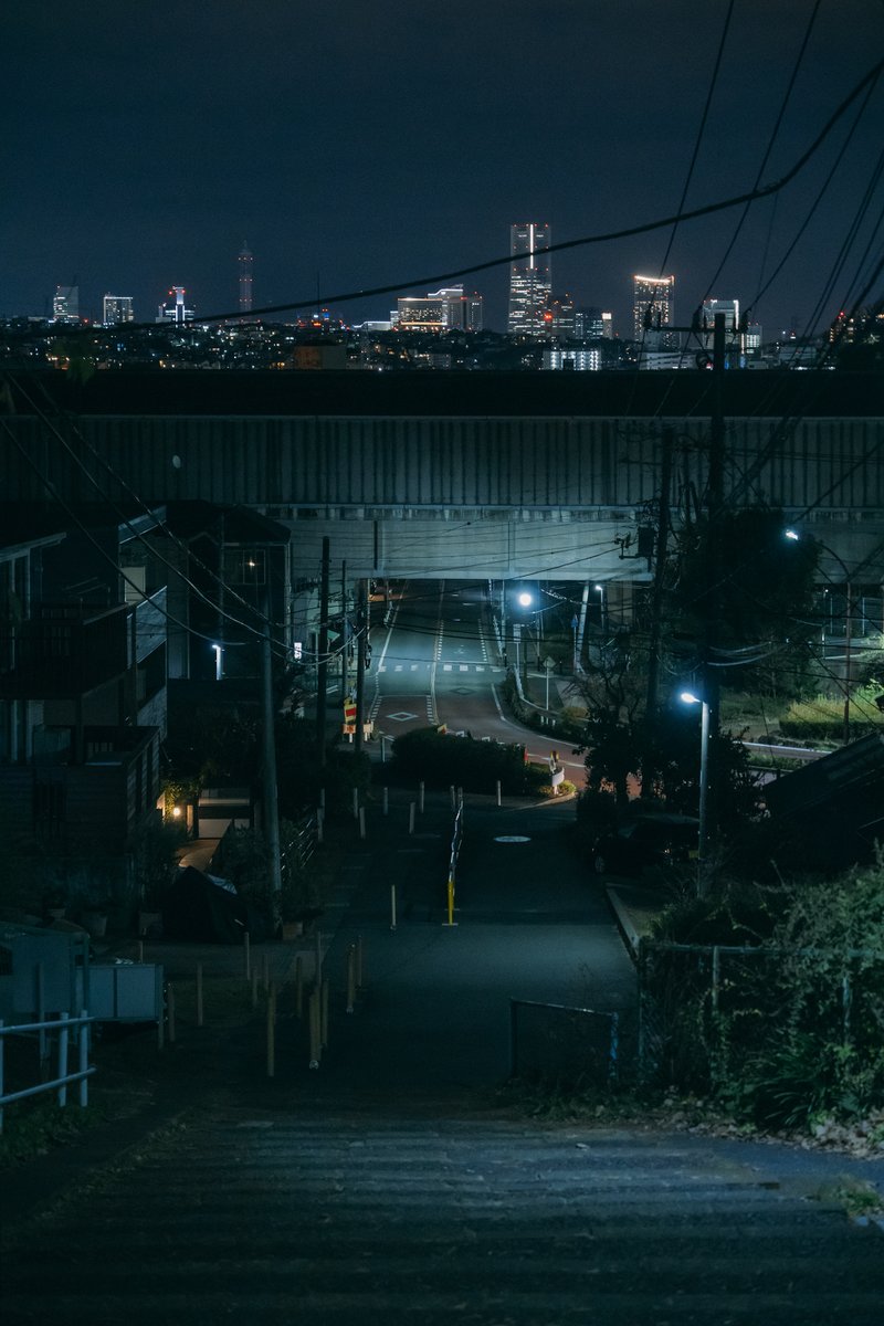 Chill night vibes in Japan