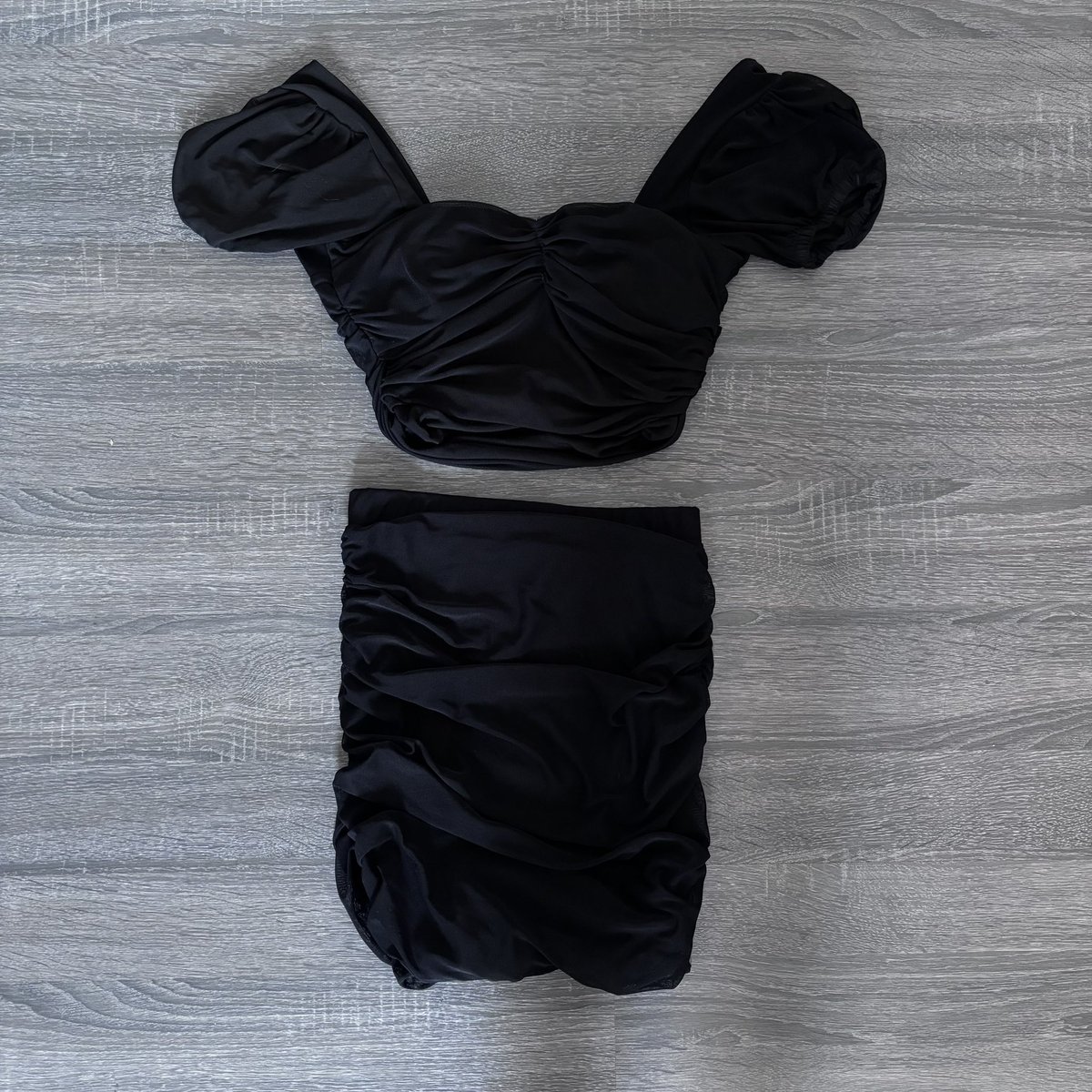 ชุดเซ็ต เอว 23-25
100 บาท