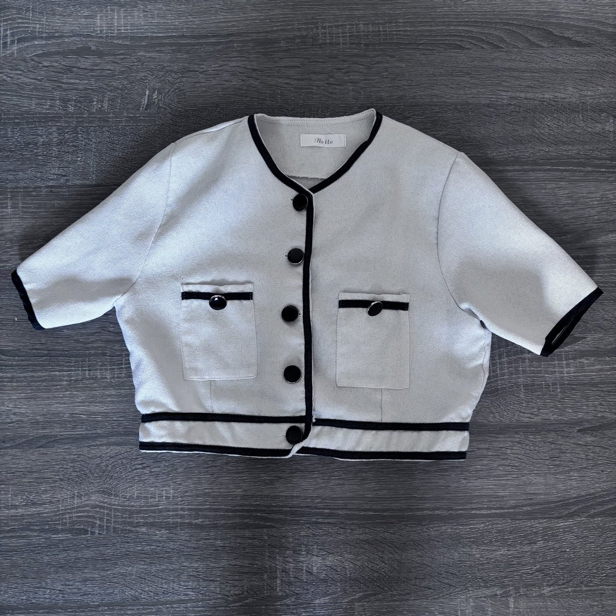 เสื้อทำงาน สวยมากตัวนี้ ดูแกลม ไซส์เอส-เอ็ม
80 บาท