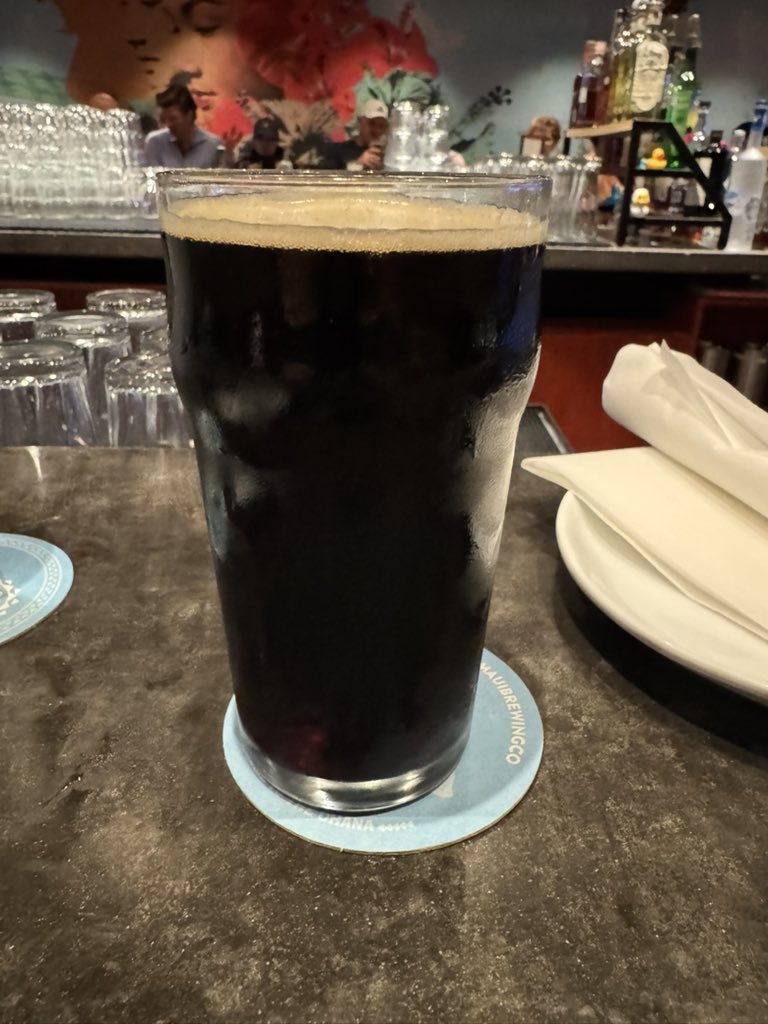 Lahaina Town Brown <a href="/mauibrewingco/">MauiBrewingCo</a> Waikiki English style brown ale ABV 5.1% IBU 21