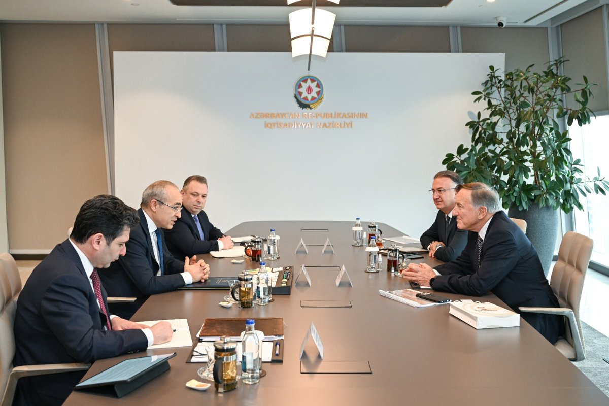 emlakxidmeti's tweet image. İqtisadiyyat naziri Mikayıl Cabbarov (@MikayilJabbarov) Türkiyənin "Eczacıbaşı Holding"(@Eczacibasi) şirkətlər qrupunun İdarə Heyətinin sədri Bülent Eczacıbaşı ilə görüşüb.  

Ətraflı - shorturl.at/qY9FQ

#EconomyAz