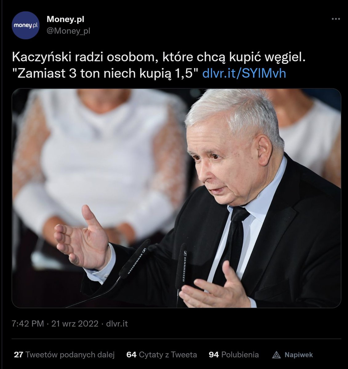 PiSowcy atakują rząd KO za brak dostępności i wysokie ceny pelletu.
Przypomnę:
Rok 2022, rządy PiS, cena węgla przekraczała 4 tys zł za tonę. Sprzedawano wtedy nawet malowane na czarno kamienie.
Jarosław "polskęzbaw" Kaczyński radził wtedy Polakom:👇🤡👇