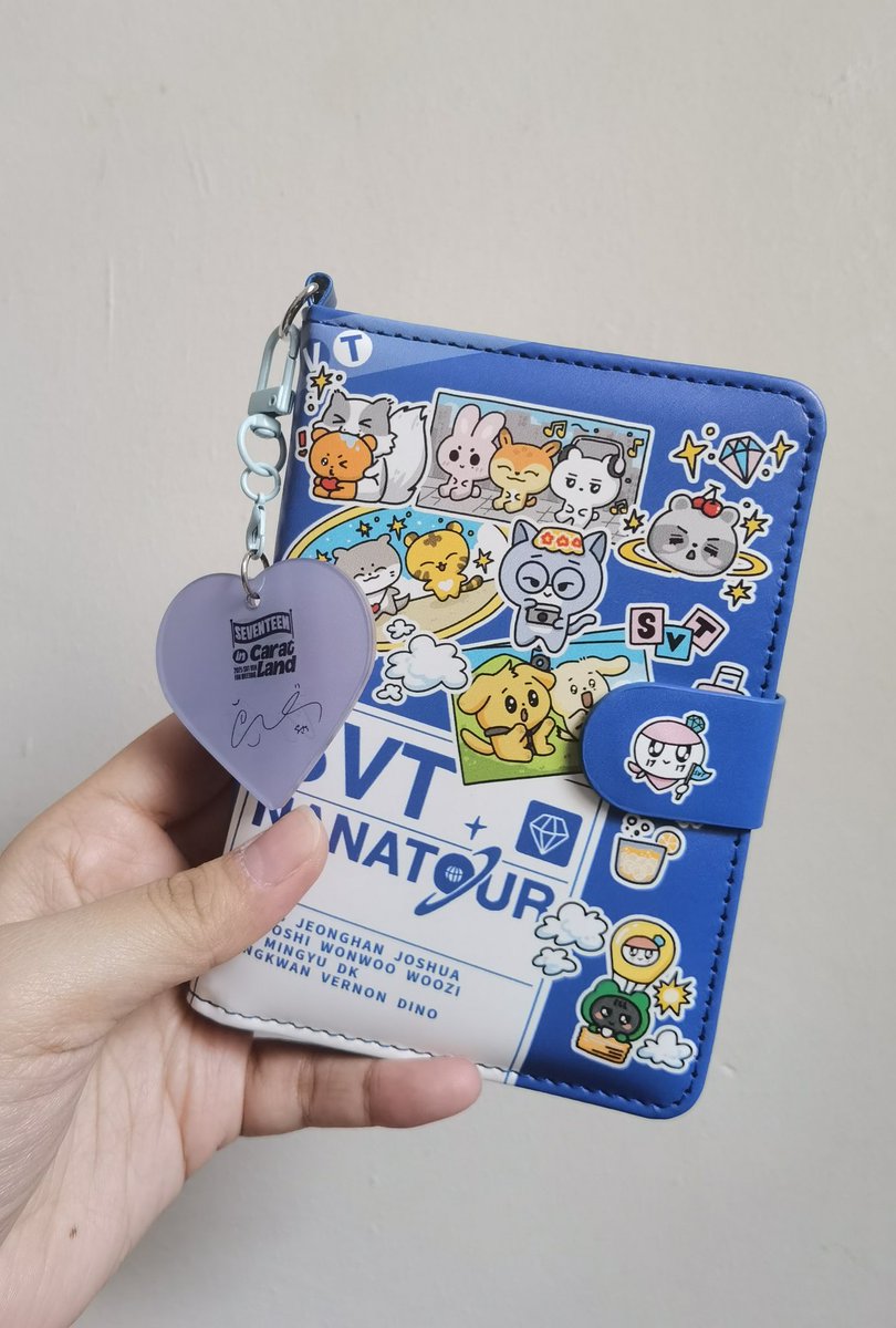 madeforwonu's tweet photo. My Miniteen passport holder came home today!! Super cuteee 😭❤️❤️ I've been wanting to buy this since last year pa, buti nalang may extra. Will be using this for my upcoming Japan trip next week 💓

Thank you @jing_cartt for this!🥰 https://t.co/zrCJub5dSB