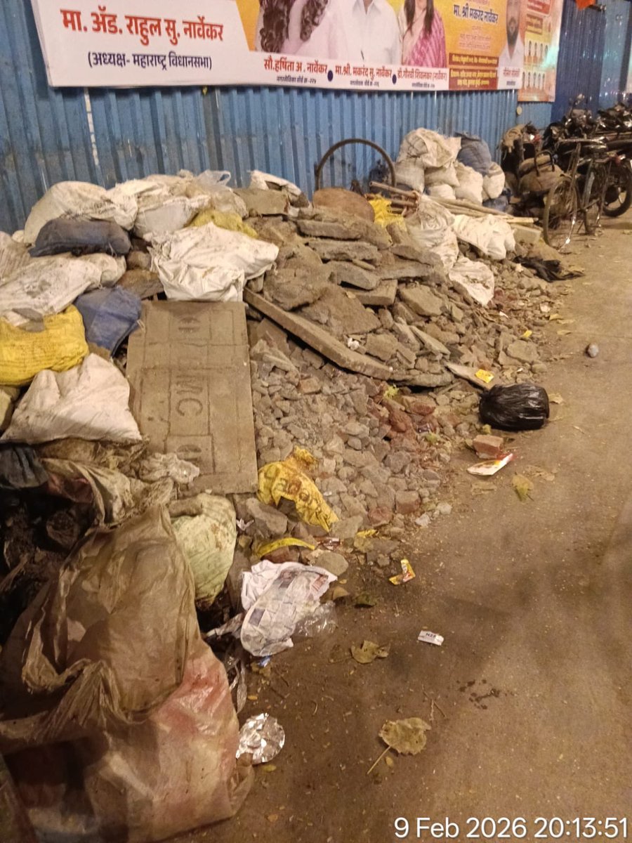 AdvPawarDeepak's tweet photo. Himalay sports club, opp Badhwar park, huge piles of debris kept of bathroom construction from last one week causing severe hardship to residents. Whose responsible?@Dev_Fadnavis @CMOMaharashtra @AUThackeray @mieknathshinde @mybmcWardA https://t.co/LFLPdDC330