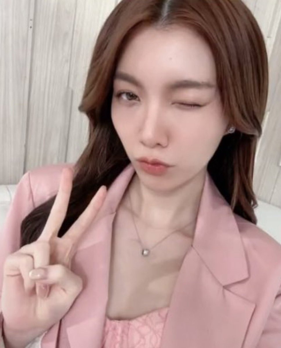 nxrforr's tweet image. เข้าใจเหตุผลของการกลายเป็นลิงของใครบางคน