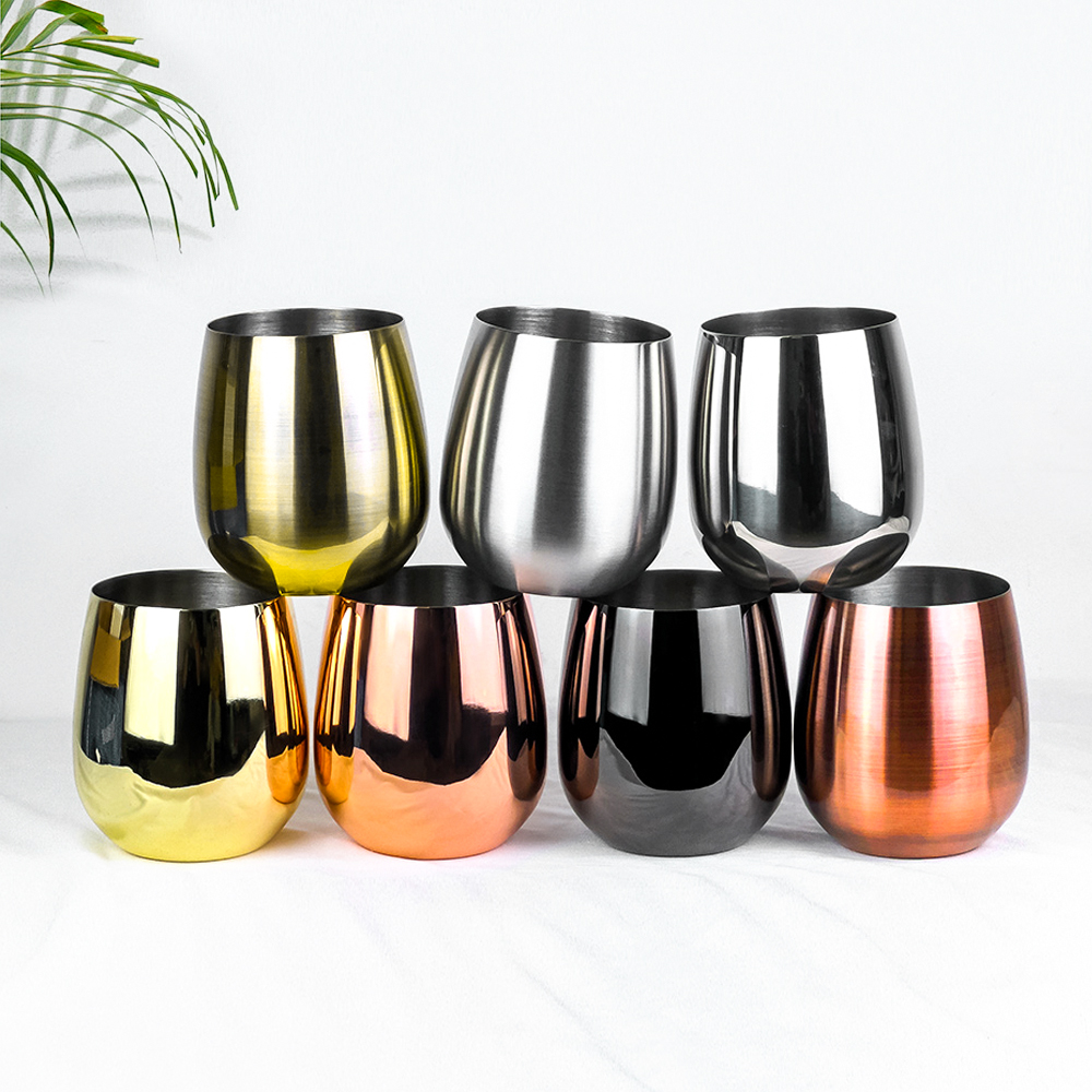hoffeehouseware's tweet image. Bar Stars! What’s your 2026 vibe? 🍹
Boston/Parisian/Cobbler shaker? Stemmed cups or tumblers? Glossy gold or matte finish?
We make customizable 304 steel barware. 
📧 zelda@hoffee-houseware.com
🌐 hoffeehouseware.com
#bartools #cocktail #custombarware #hoffeehouseware