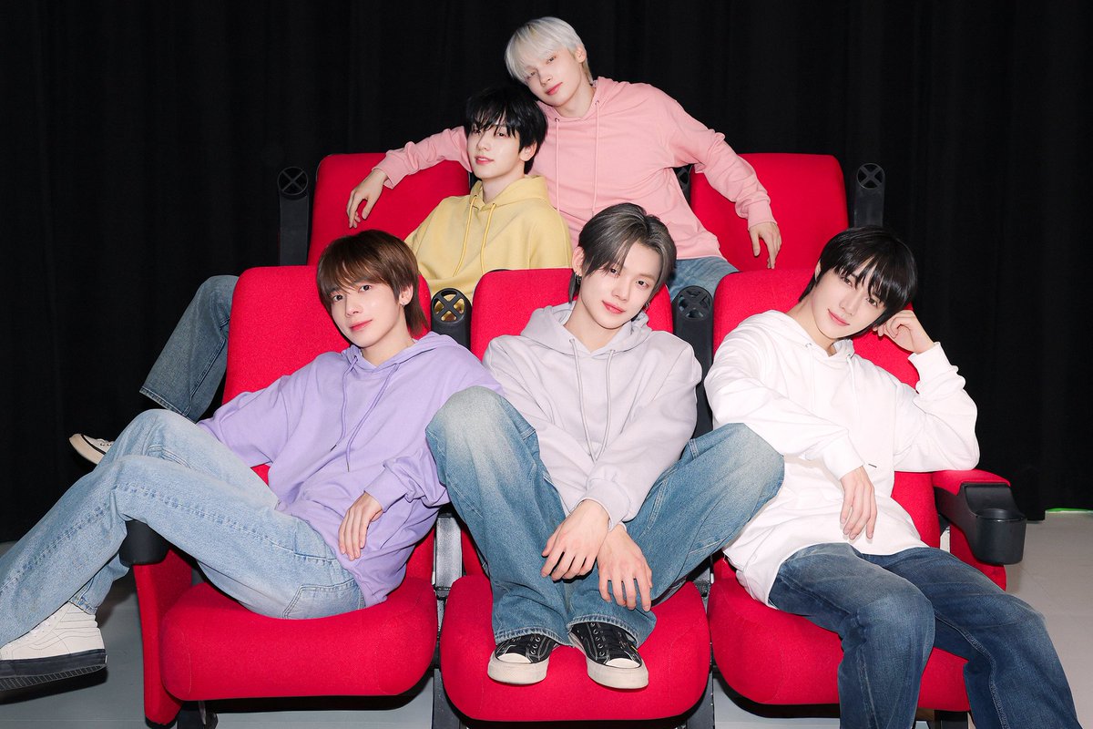 TXTChartData's tweet image. Billboard Japan Top Album Sales (Feb 11)

#3 The Star Chapter: TOGETHER — 20,981 sales 🔥
#4 STARKISSED — 12,498 sales 🔥

@TXT_bighit @TXT_members