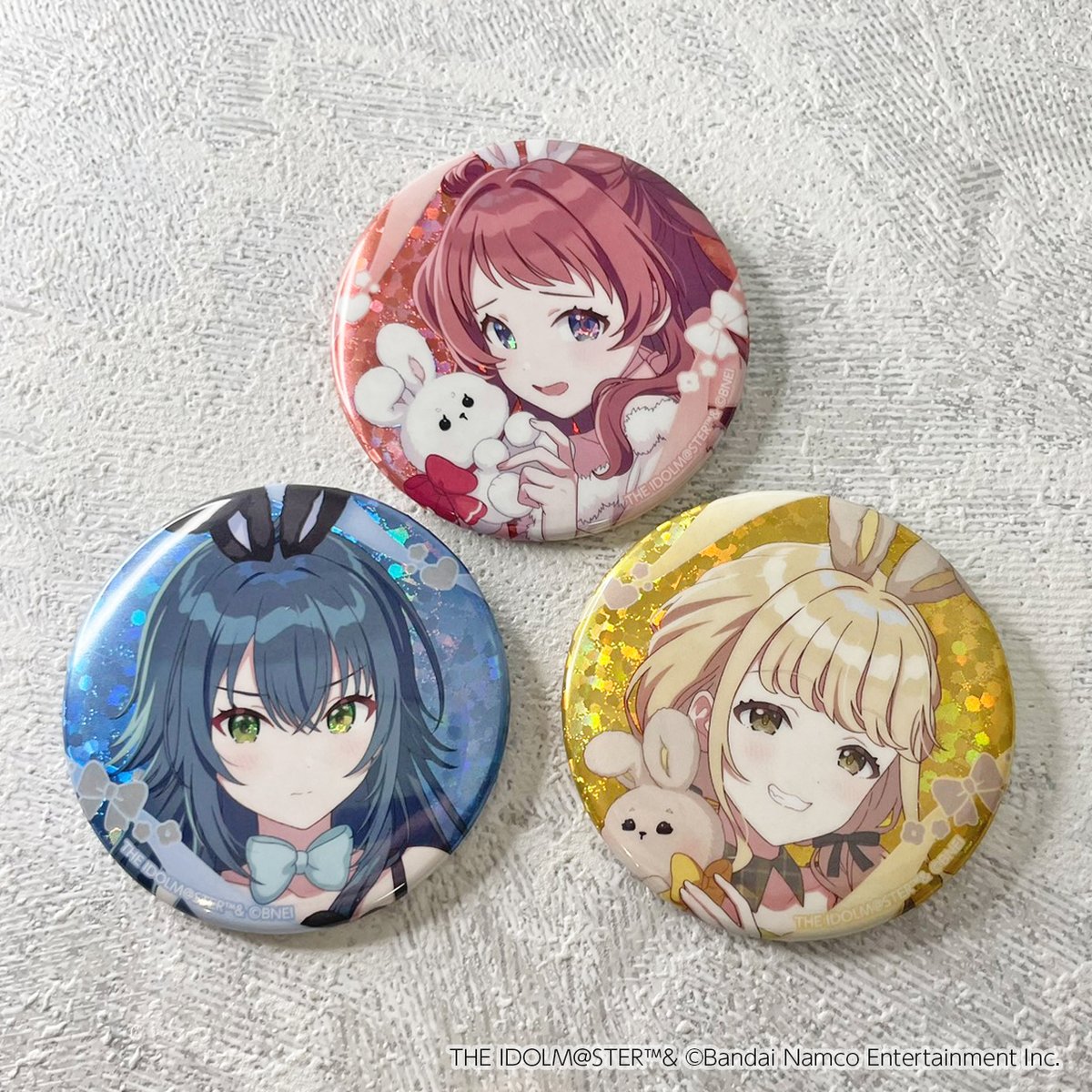 box特典の缶バッジ表情違うのか！？気づいてなかったよ😂