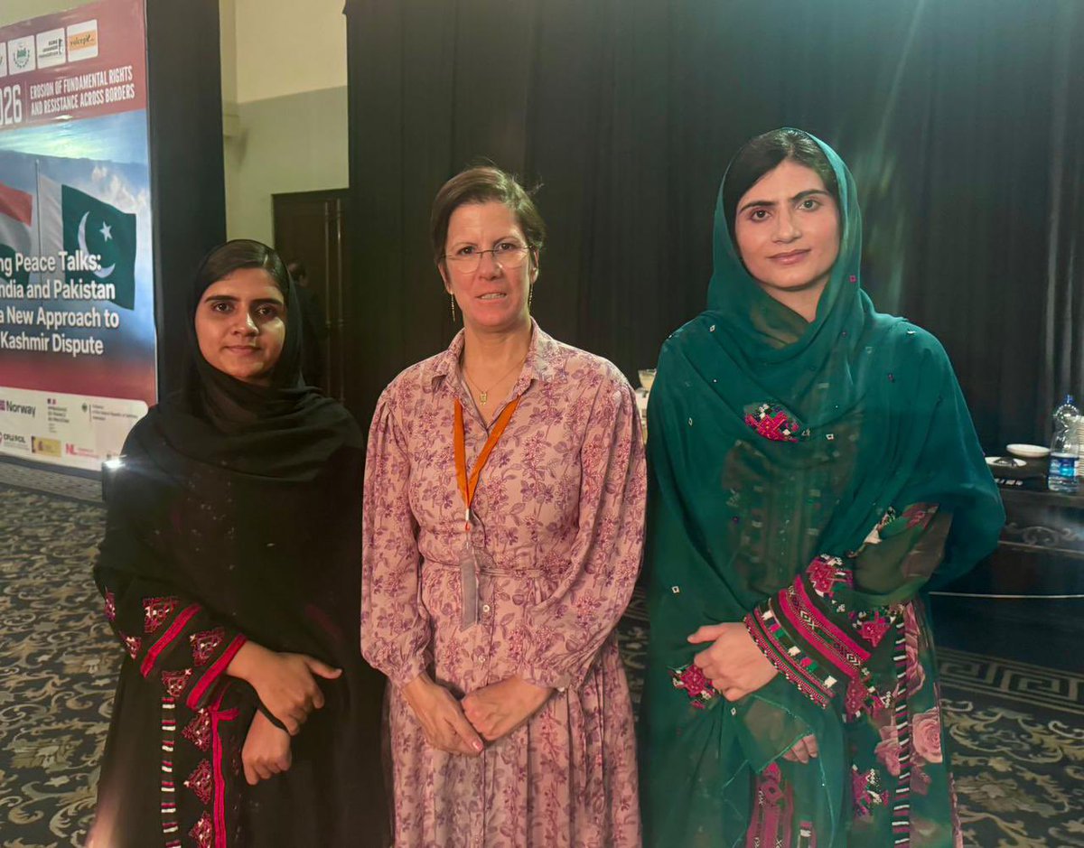 BalochYakjehtiC's tweet photo. 𝗕𝗬𝗖 𝗖𝗲𝗻𝘁𝗿𝗮𝗹 𝗠𝗲𝗺𝗯𝗲𝗿, 𝗦𝗮𝗺𝗺𝗶 𝗗𝗲𝗲𝗻 𝗕𝗮𝗹𝗼𝗰𝗵 𝗘𝗻𝗴𝗮𝗴𝗲𝘀 𝗨𝗡 𝗦𝗽𝗲𝗰𝗶𝗮𝗹 𝗥𝗮𝗽𝗽𝗼𝗿𝘁𝗲𝘂𝗿𝘀 𝗮𝘁 𝗔𝘀𝗺𝗮 𝗝𝗮𝗵𝗮𝗻𝗴𝗶𝗿 𝗖𝗼𝗻𝗳𝗲𝗿𝗲𝗻𝗰𝗲

Sammi Deen Baloch attended the #AJCONF2026 where she engaged with various Ambassadors, political figures, journalists, and reporters, raising critical human rights concerns and advocating for the voices of the Baloch people.

She met with Ms. Gina Romero, the UN Special Rapporteur on the Rights to Freedom of Peaceful Assembly; Ms. Reem Alsalem (Jordan), @UNSRVAW  the UN Special Rapporteur on violence against women and girls; and Ed O’Donovan, Senior Advisor to the UN Special Rapporteur on Human Rights Defenders, Mary Lawlor. During these meetings, she briefed them on the situation in Balochistan, where freedom of assembly and freedom of expression have been criminalised, and where people are denied the right to protest or voice opposition to state repression.

She further highlighted state violence against Baloch women, including the enforced disappearances of women and underage girls, as well as the illegal arrests of Baloch women, including Dr. Mahrang. She also discussed the systematic targeting of human rights defenders through threats, harassment, enforced disappearances, arbitrary arrests, and killings, including the cases of Dr. Mahrang Baloch, Beebow Baloch Gulzadi Baloch, and others. The UN representatives expressed serious concern and assured her that they would play an active role in addressing these grave human rights violations and raise these issues on UN platforms.

#ReleaseBYCLeaders
#StopBalochGenocide
#EndEnforcedDisappearances