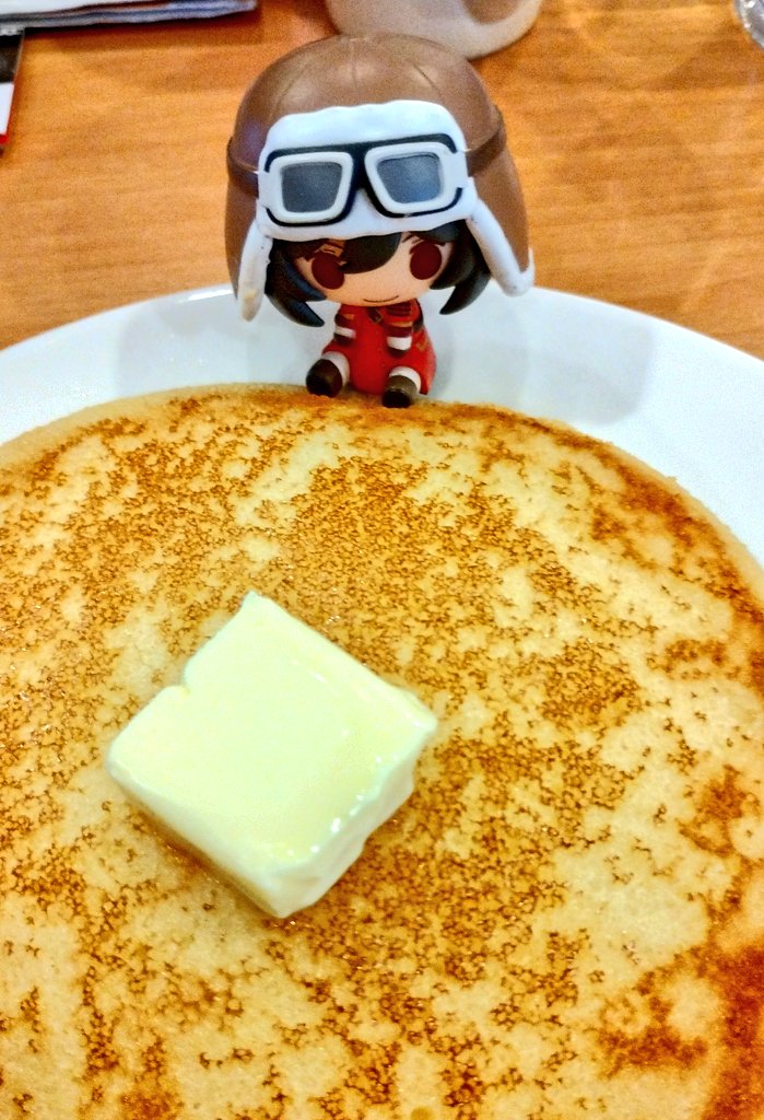 毎月10日は #パンケーキの日
ロイホに行く予定だったのに完全に忘れていた
ってことでガストで気軽にパンケーキ
#コトブキ
x.com/kotobuki_gameP…