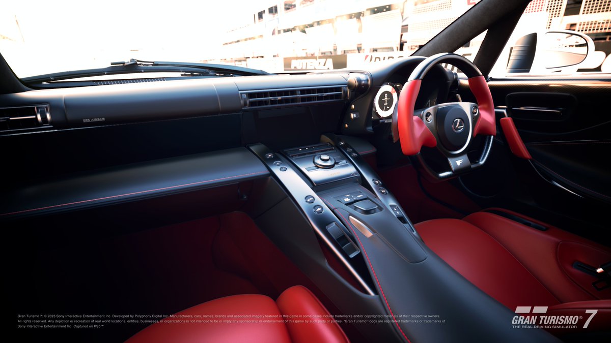 Lexus LFA '10
#GT7CarCollection

This supreme sports car was created to carry on from the fanfare and performance of the Toyota 2000GT. It uses a carbon fibre body, produced through automated methods rather than by hand, with the transaxle and radiator positioned in the rear to