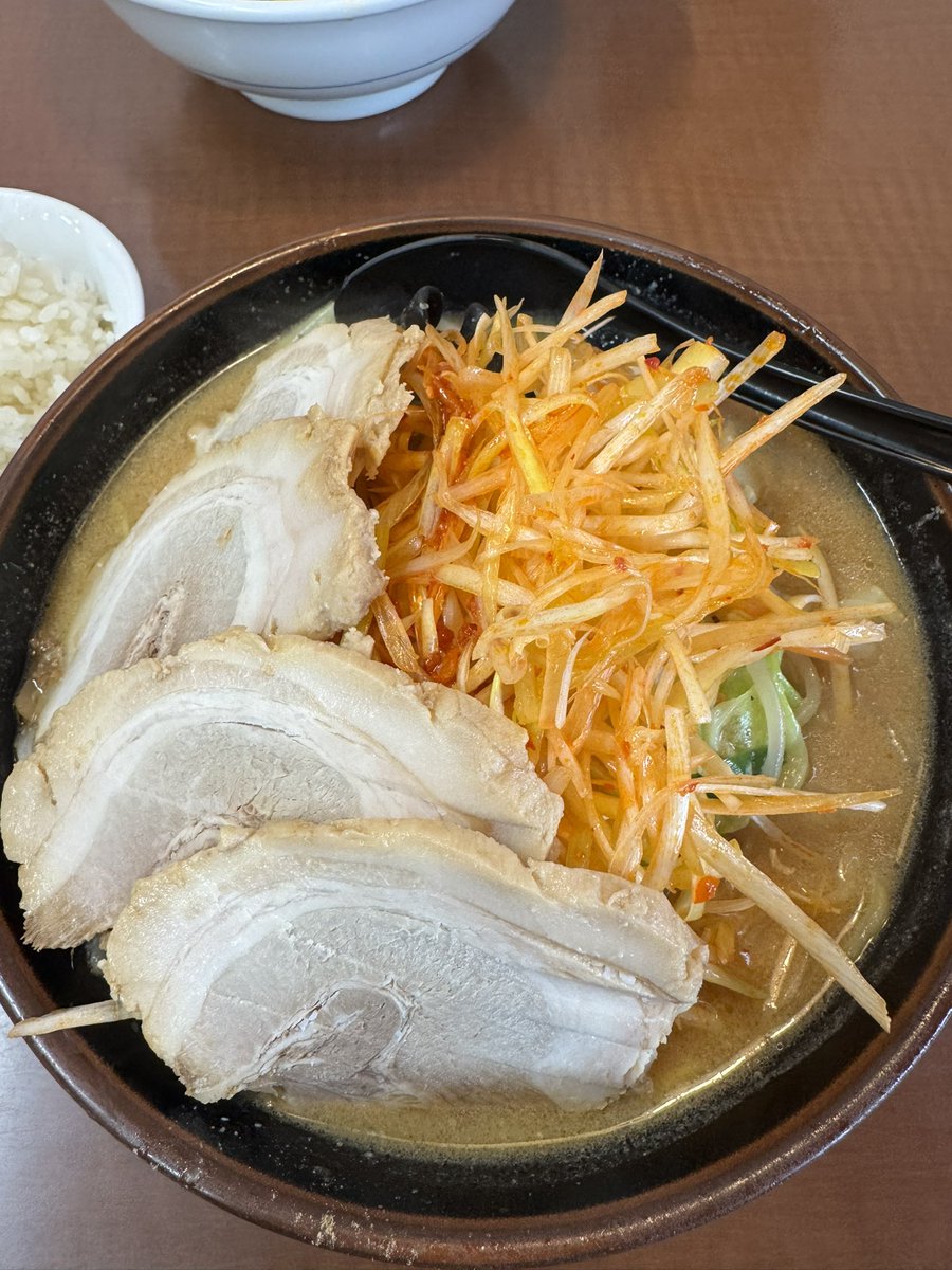 北本市『くるまやラーメン北本店』さん ネギみそ野菜ラーメン大盛