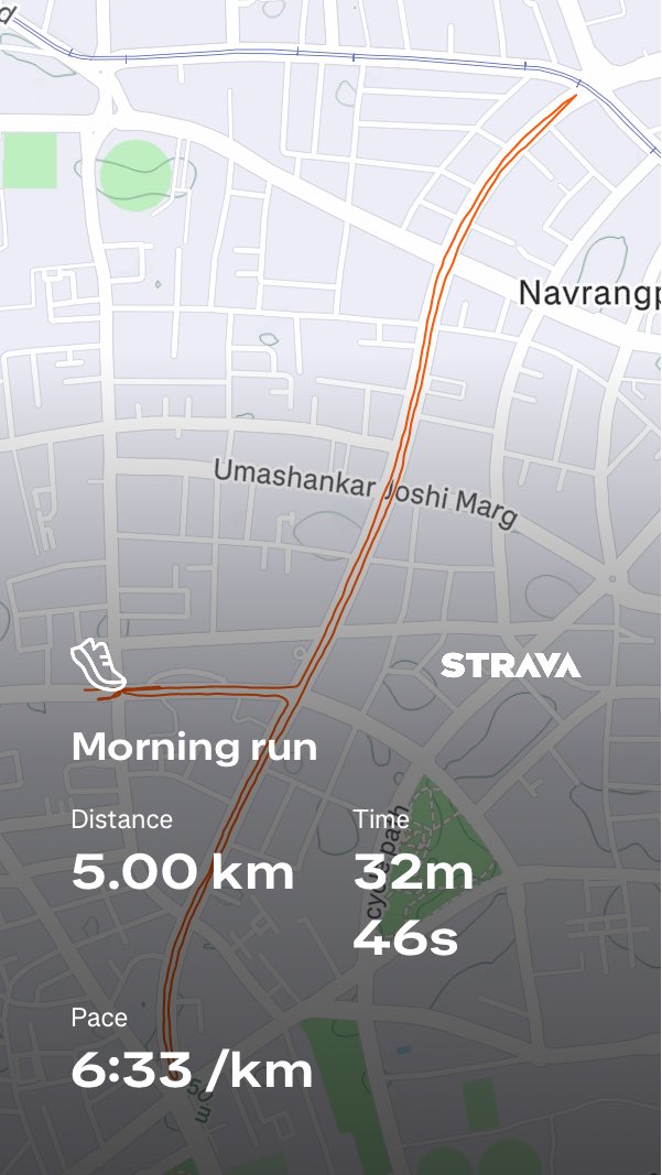 Yax_buzz tweet media