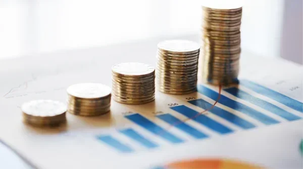 The IPO engine revs: After five listings wrapped up last week, Fractal Analytics headlines three new issues opening this week, while four companies line up for their market debut:

trendlyne.com/posts/5521084/…