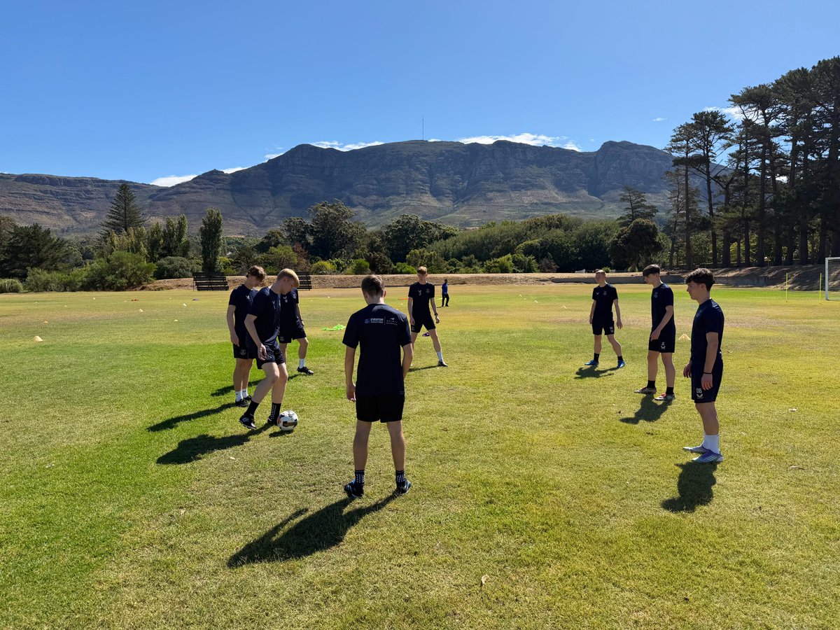 EvertonCollege's tweet photo. A brilliant day with the Spirit Foundation and CAMST, classroom lessons in the morning followed by great coaching sessions from our hosts in the afternoon. 💙⚽ #EvertonCollege #SpiritFoundation #CAMST https://t.co/cDS8XKtXI5